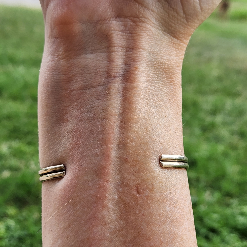 Turquoise Cross Cuff - Picture 8 of 10